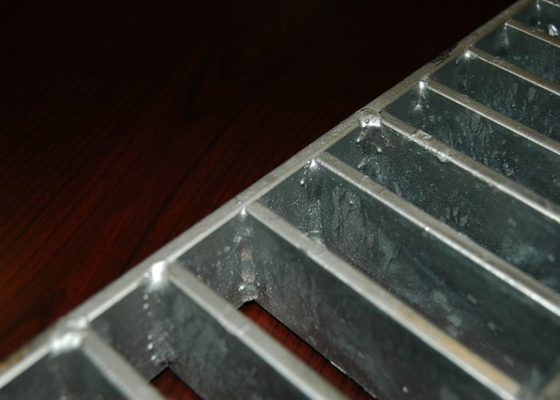 Porcellana Passi d'acciaio di punto di pressione foggiata con uno stampo, passi bloccati neri del metallo per i punti fornitore
