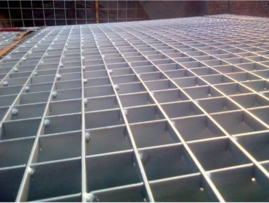 Griglia di scarico in acciaio zincato con design quadrato in materiale Q235/Q345
