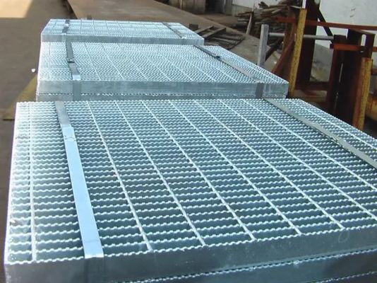 Acciaio tenero 25X5mm Galvanizzato Bar di cuscinetto Griglia Fornitore Standard 6.0 Meter