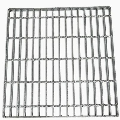 Passerella zincata a caldo per camminamenti, grigliato metallico, camminamenti in acciaio inox, piattaforma con barre saldate, grigliato in acciaio