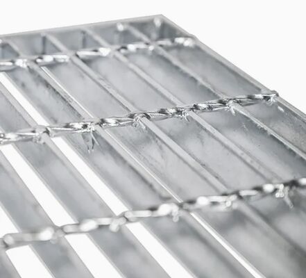 316 Stainless Steel Grating with Slip-Resistant Surface and Customizable Sizes for Industrial Applications