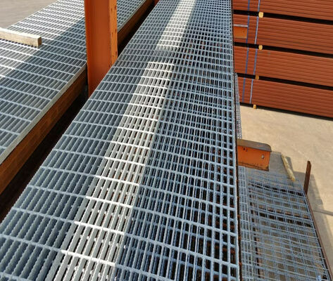 Stainless Steel 304 Grating for Harsh Chemical and Marine Environments - High Strength Steel Bar Grating