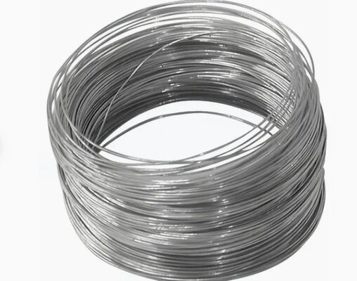 Filo di ferro zincato a caldo con rivestimento di zinco da 50-150 µm per edilizia e recinzioni, realizzato in acciaio a basso tenore di carbonio