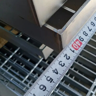 Griglie galvanizzate in acciaio con barre incrociate saldate per pavimenti di piattaforme industriali