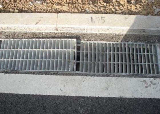 Coperture d'acciaio 3mm/5mm/dell'argento/nera grata dello scolo spessore su ordinazione