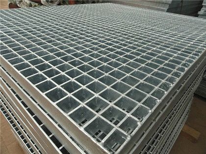 Piattaforma di griglia in acciaio galvanizzato a prova di ruggine Griglia in acciaio serrato