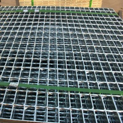 Griglie di acciaio galvanizzato resistente allo scivolamento per passerelle industriali